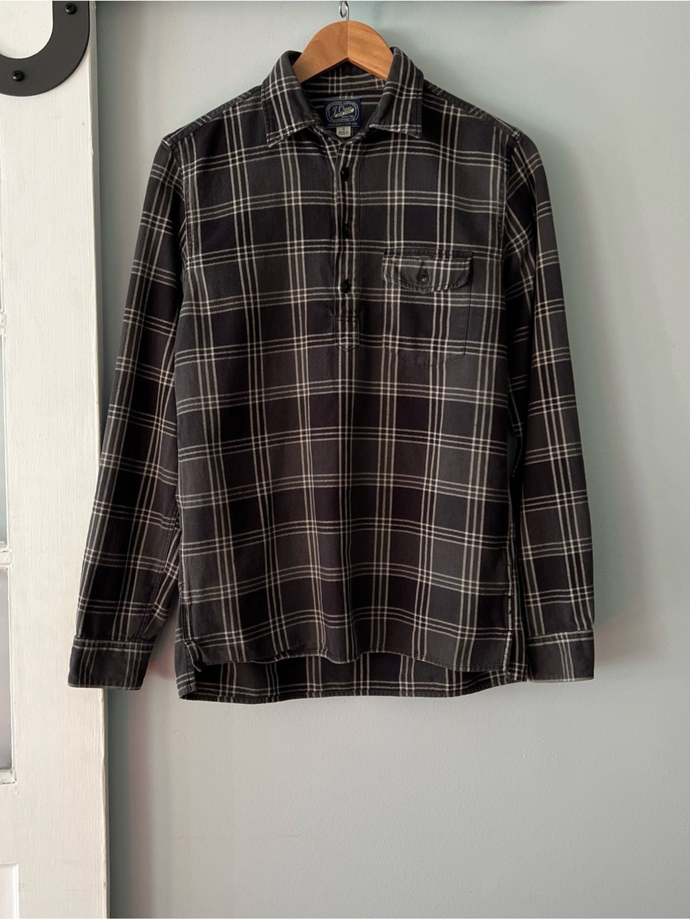 J Crew Sportsmen’s Outfitters Gray Plaid Pullover 1/4 Button Long Sleeve Shirt